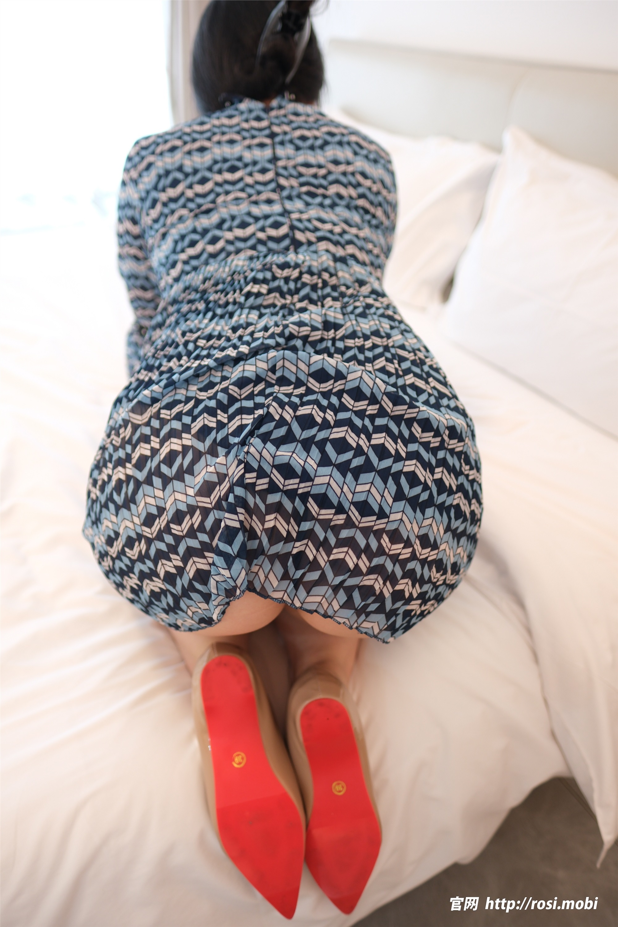 ROSI写真 2025.04.25 NO.4890